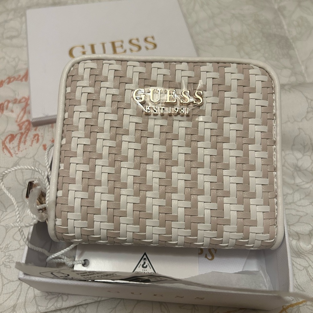 Guess Beige and White Woven Wallet
